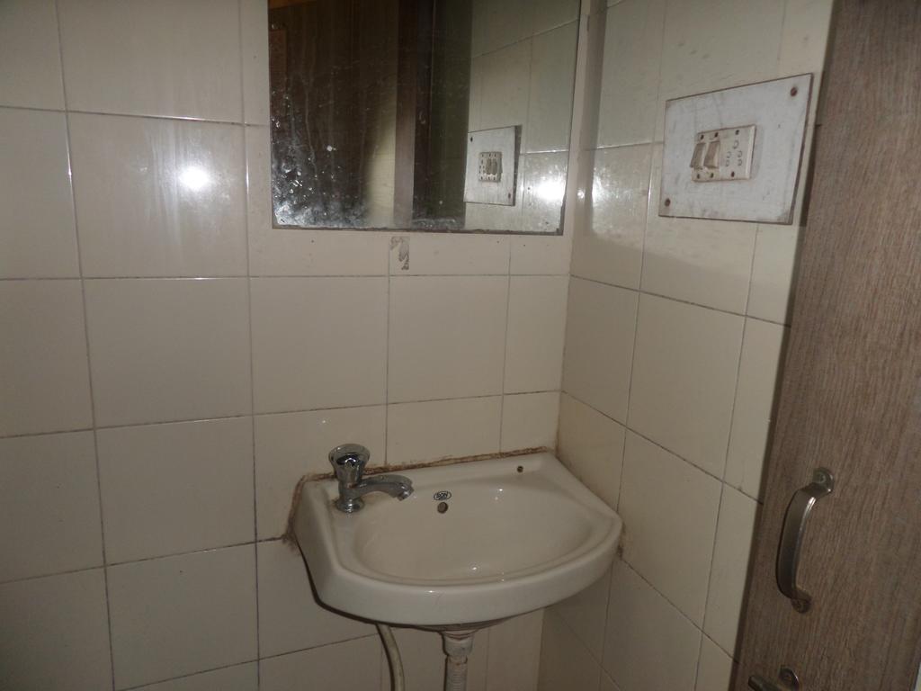 Hotel Sai Ratna Нашик Екстериор снимка
